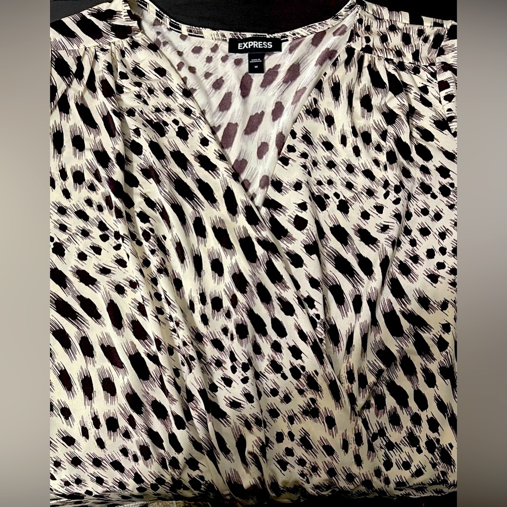EUC Express Animal Print Bodysuit Size M